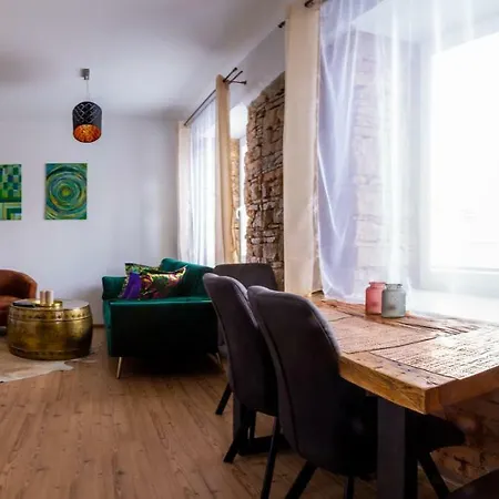 Luxury - Apartmán *