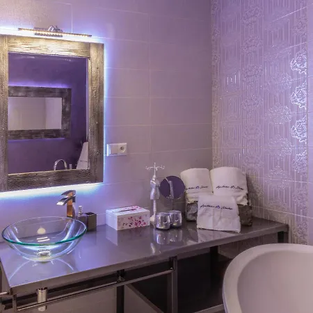 Luxury - Veľký Slavkov